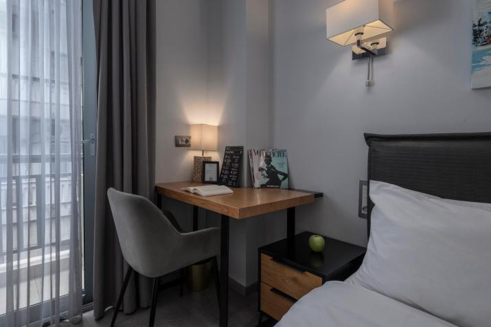 Galleries Elegant Suites