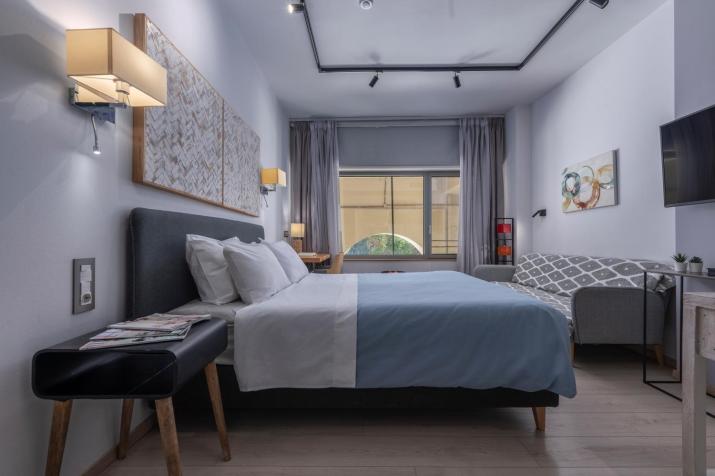 Square Elegant Suites