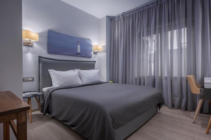 Square Elegant Suites