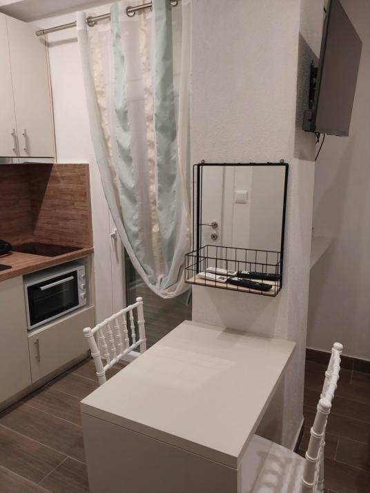 AniBo studios and apartments A210