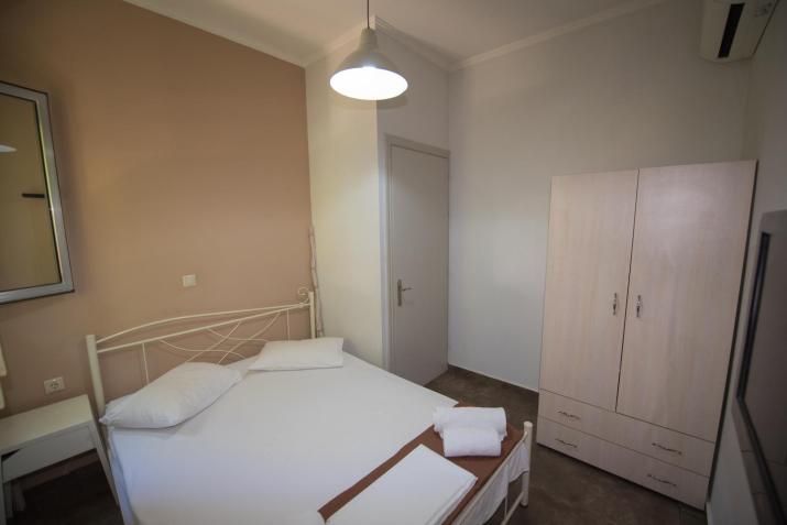 Casa Dina 2