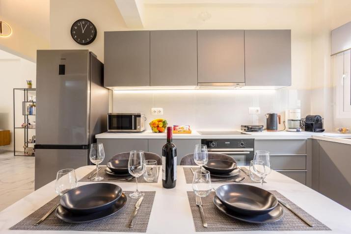 Zografou Bright Getaway - Athens City Escape