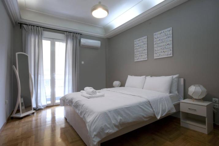 Patision, A Modern & Comfortable Apartment