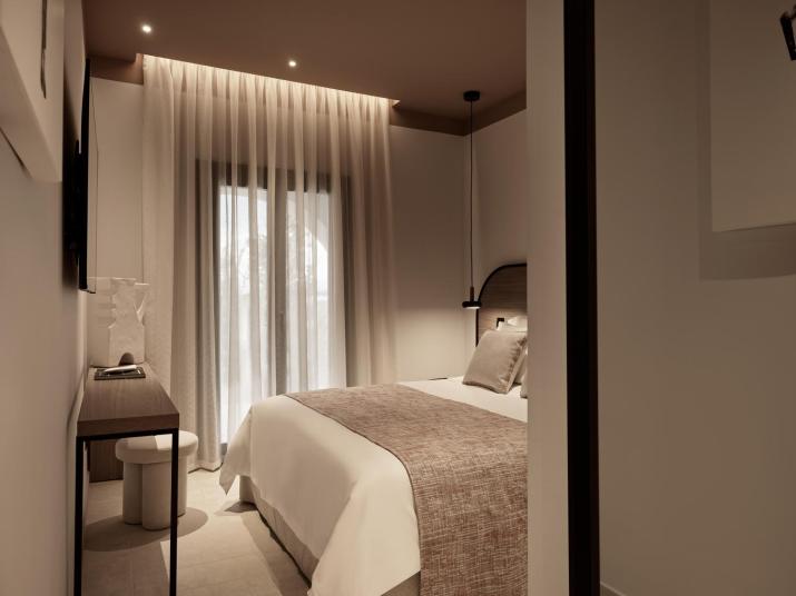 NAUMA PAROS Design Boutique Hotel