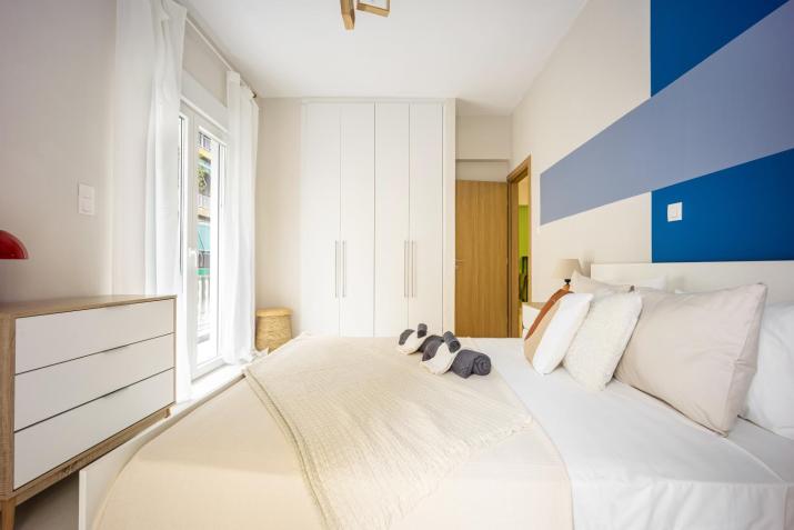 Modern Central Apartment with Balcony - Near Metro
