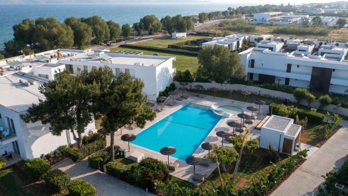 Akti Coast Club