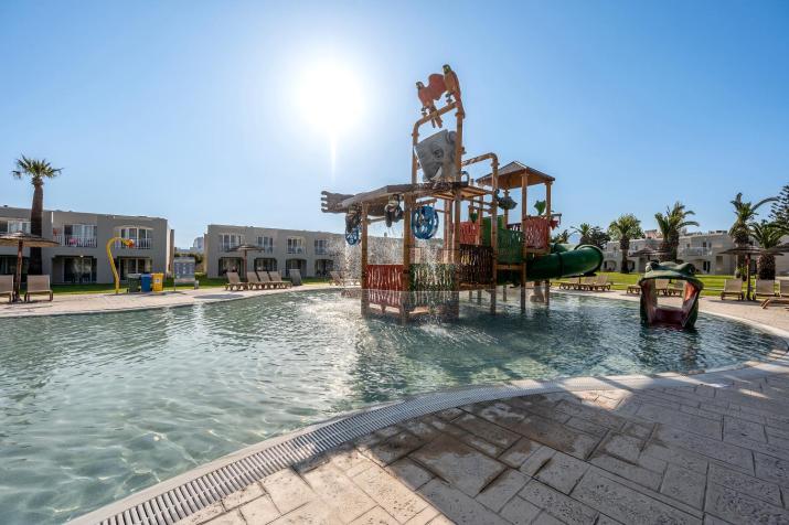 Akti Coast Club