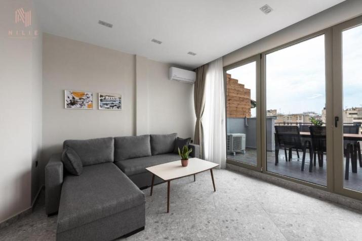 Avenue Studios & Apartments, Nilie Hospitality MGMT