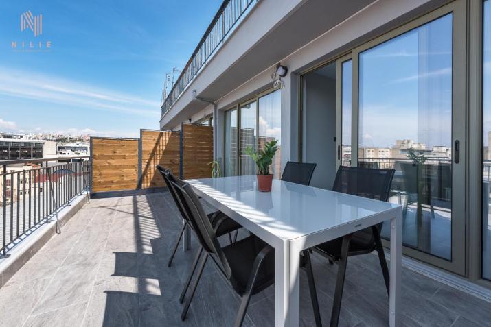 Avenue Studios & Apartments, Nilie Hospitality MGMT