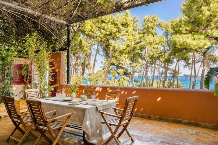 Scorpios Mansion / Downtown Skala / Seaside