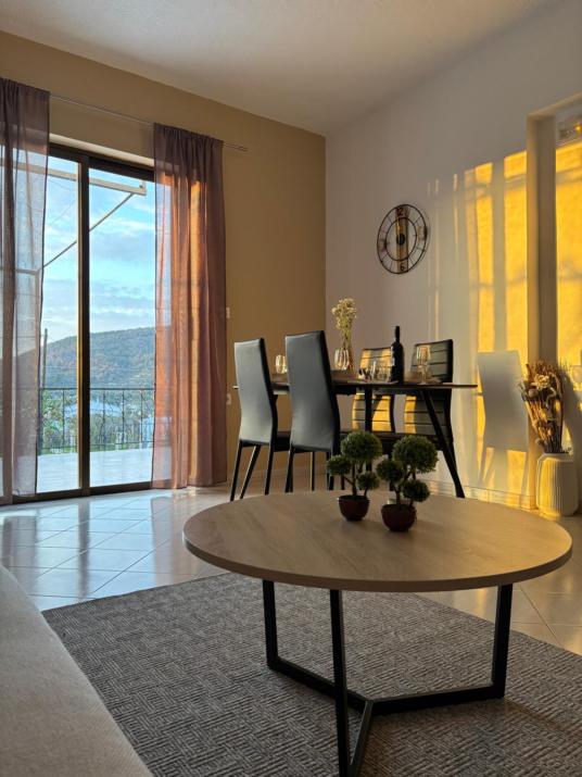 V&G Cozy Home, Pilona Village