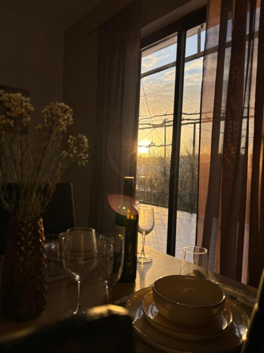 V&G Cozy Home, Pilona Village