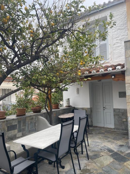 Lemon House