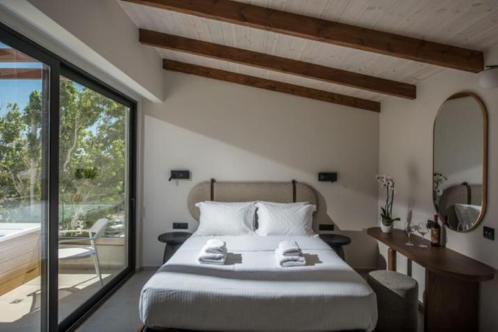 Vaya Suites by Omilos Hotels