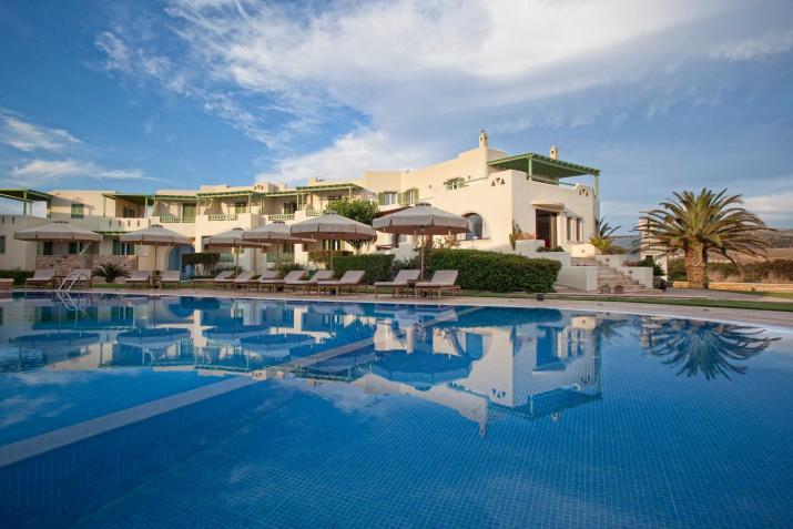 Finikas Hotel