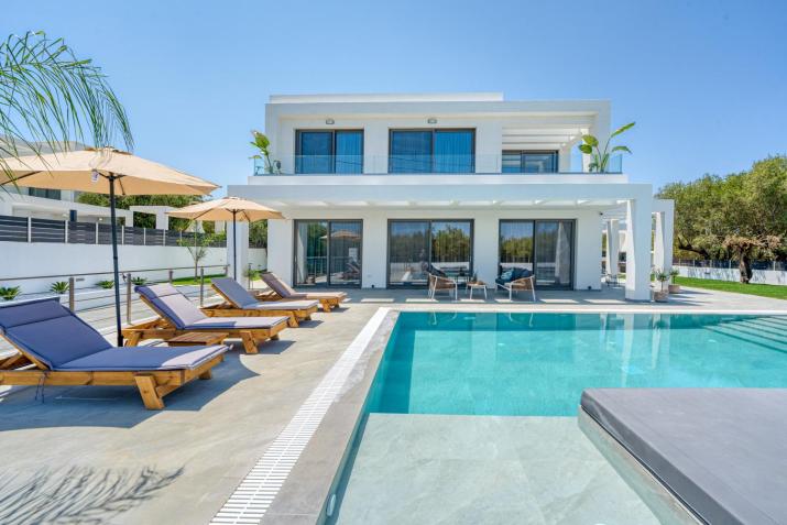 Christian Luxury Villa