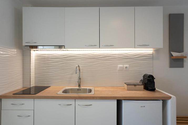 WHITE W1 New studio in Naousa