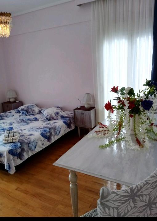 Here Thessaloniki! In the city near the sea