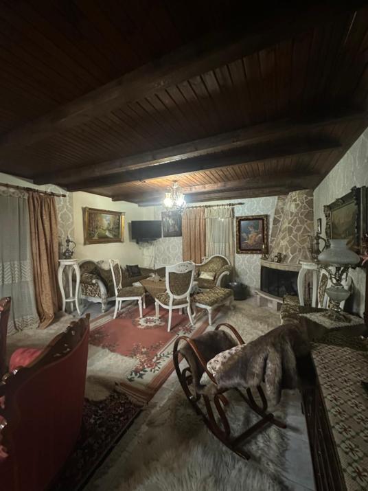 Archontiko Brides of Meteora