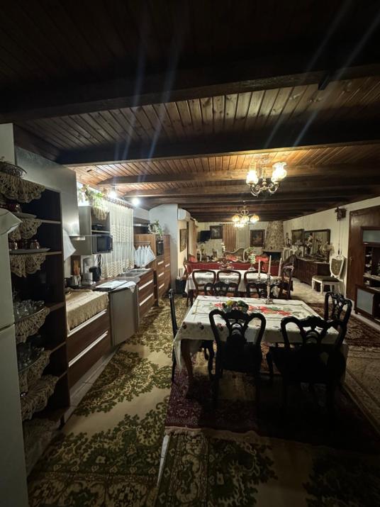 Archontiko Brides of Meteora