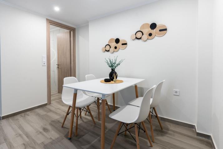 Symposio Apartments 1