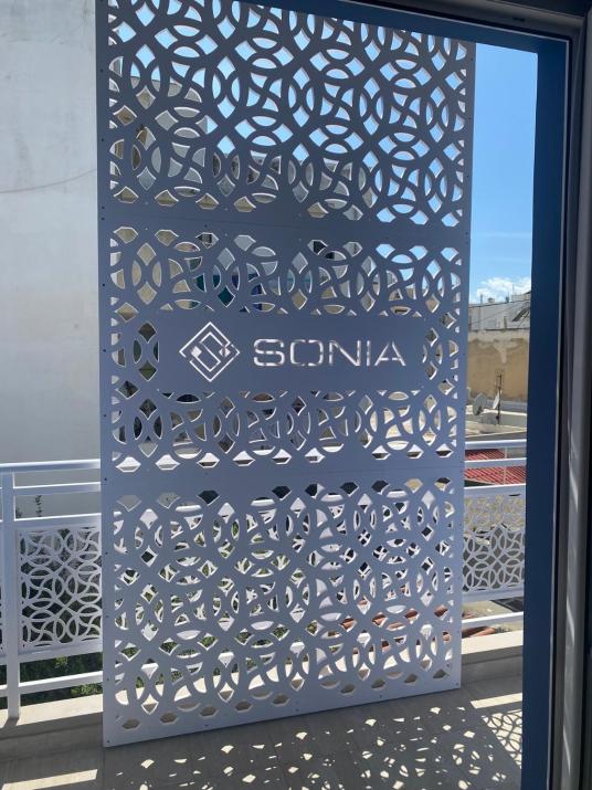 Sonia Hotel & Suites