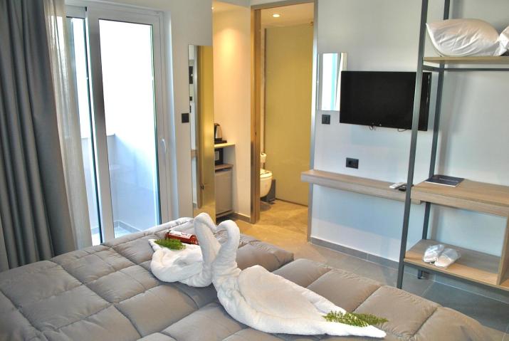 Sonia Hotel & Suites