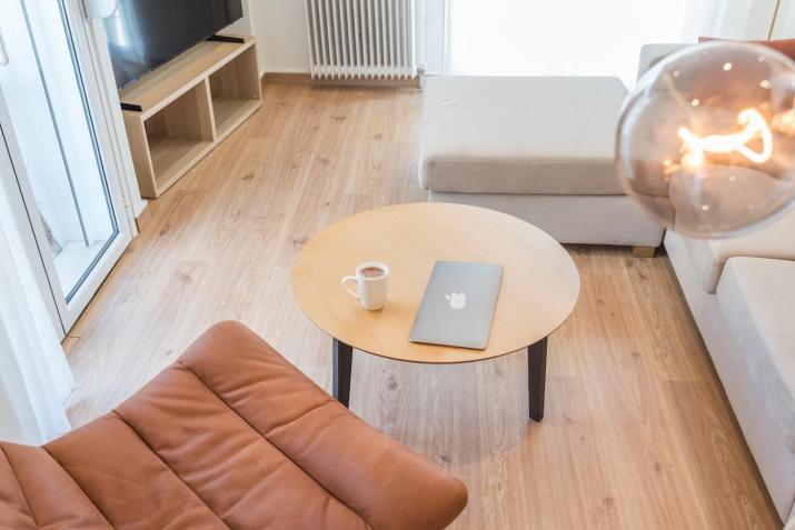 Spacious apt with 2 beds and 2 baths in Pagrati