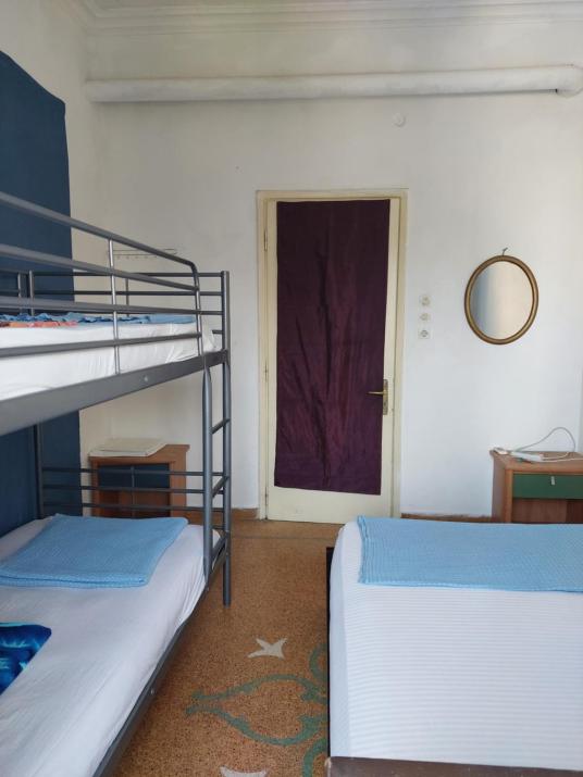 SHARED ROOMS LEPENIOTU NEAR ACROPOLIS &MONASTIRAKi