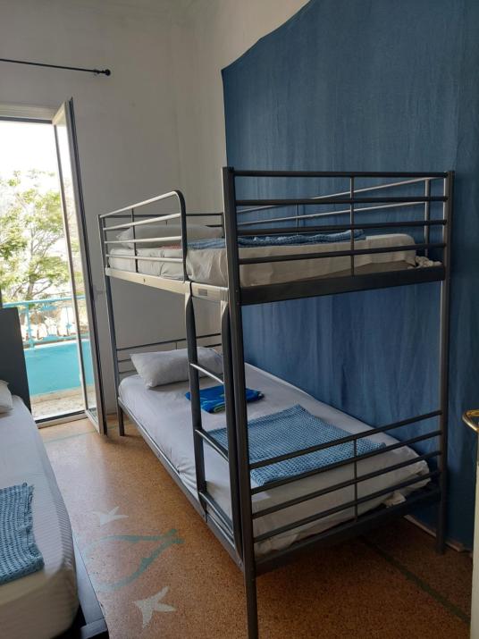 SHARED ROOMS NEAR ACROPOLIS & MONASTIRAKi area