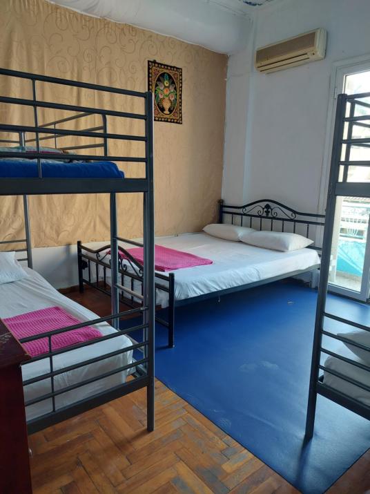 SHARED ROOMS NEAR ACROPOLIS & MONASTIRAKi area