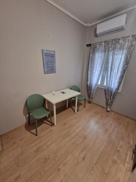 Diana's Cozy 16 Studio