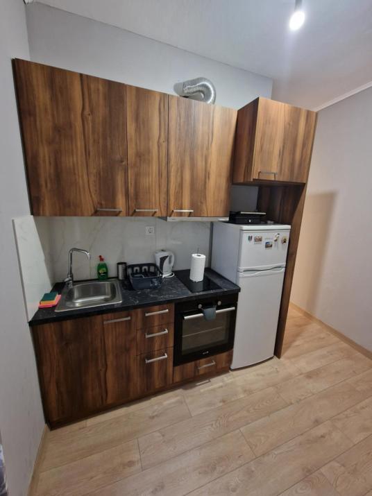 Diana's Cozy 16 Studio