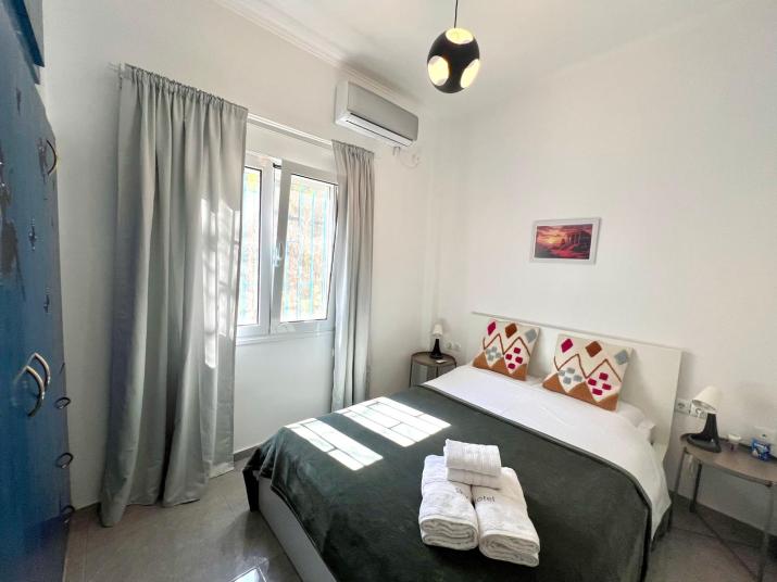 sky inn with wonderful Acropolis view in Neos kosmos