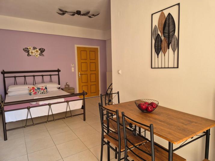 Andigonis House - near beach