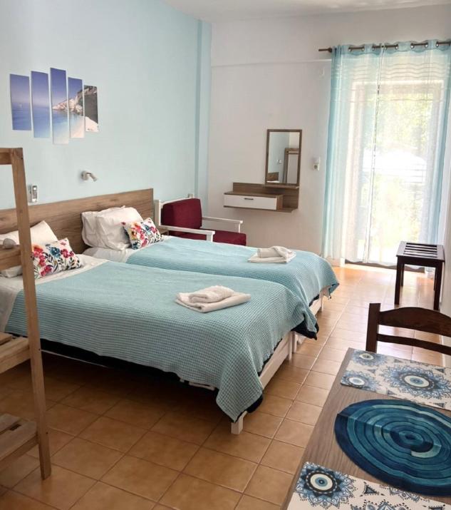 Milos Alexandra Studio