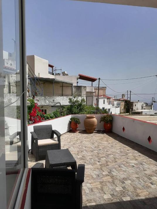 GIANNIS-KLEOPATRA HOUSE 1