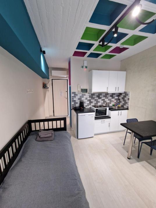 Diana's Cozy 7 Studio