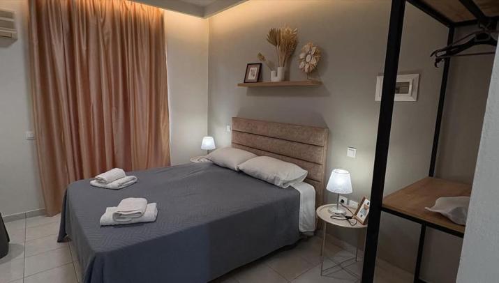 Johnhara Studios & Apartments