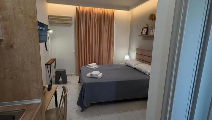 Johnhara Studios & Apartments