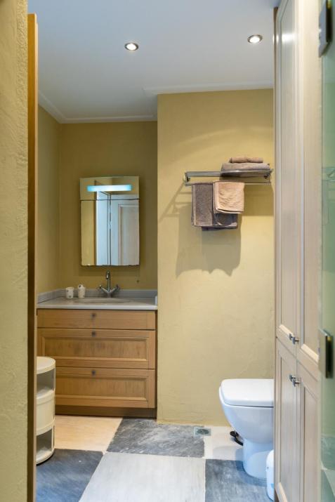 Kaminia Views Escape