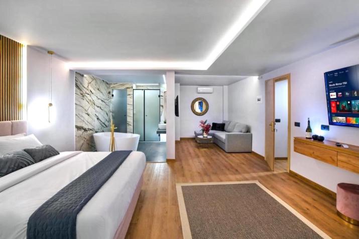 CITYLUXE Suites & Rooms