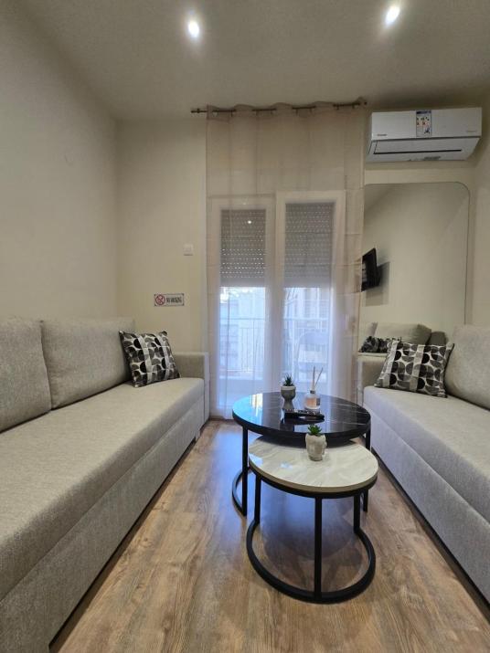 Phidias House Downtown
