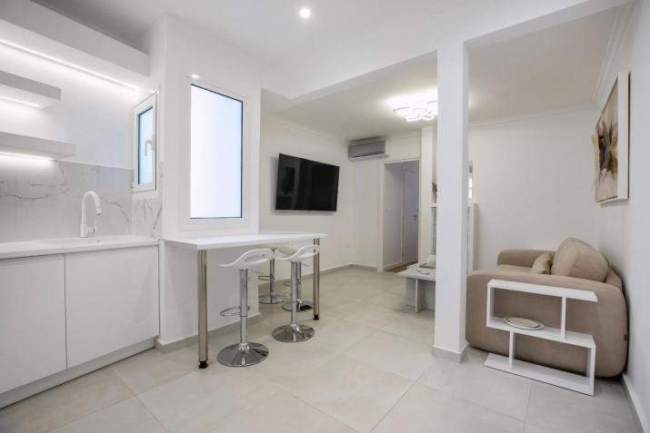 Acropolis Museum Apartment by A&A Residencies