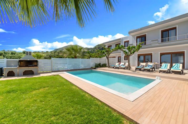 Sunlight Villas Heated Pool