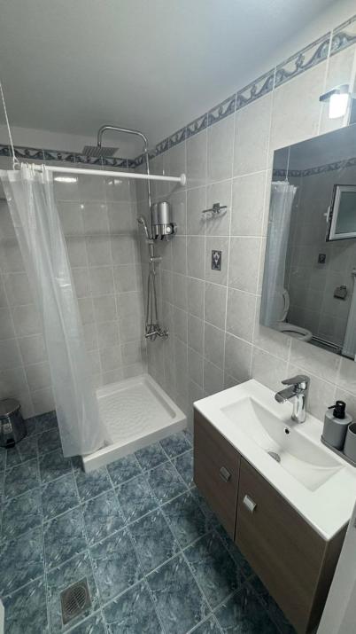 Lemon Suites