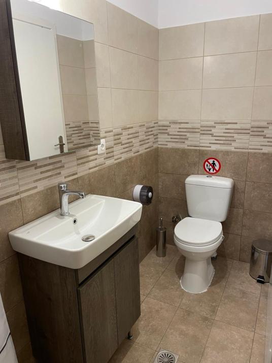 SUMMER ESCAPE studios