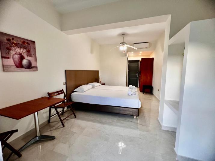 Andriotis Rooms & Houses