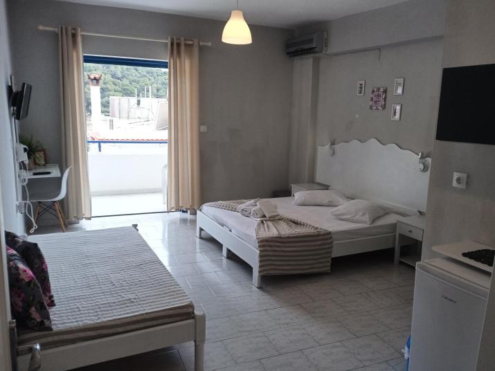 blue & white askeli studios