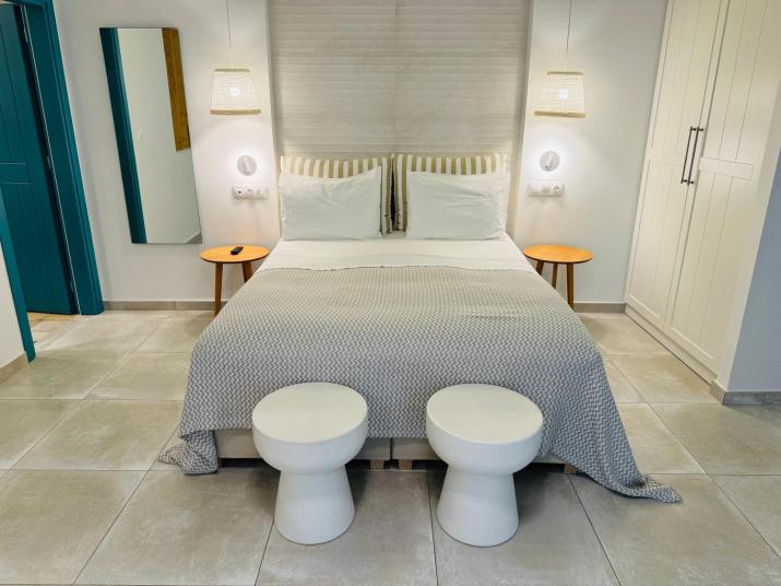 Aeolia suites